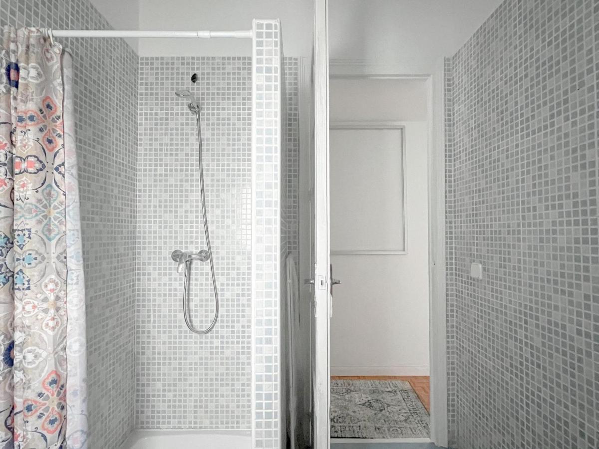 El Refugio Del Meson Apartment Madrid Luaran gambar
